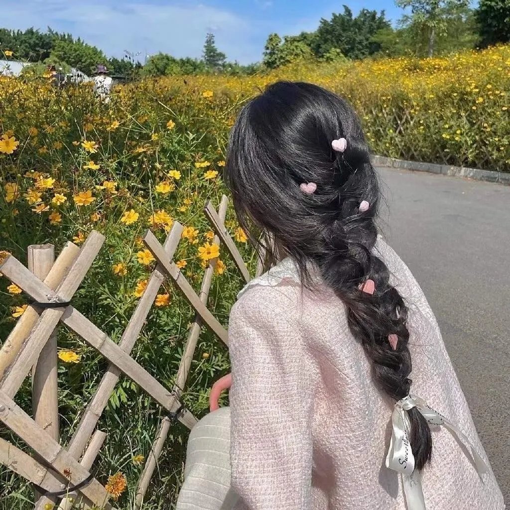 血洒杜鹃红